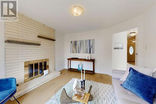 125 Wharton Square, Toronto (Milliken), ON - Indoor Photo Showing Living Room With Fireplace