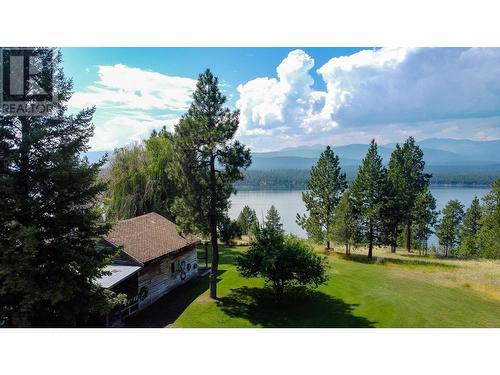 4250 Dorr West Road, Grasmere, BC 