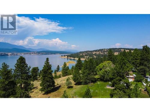 4250 Dorr West Road, Grasmere, BC 