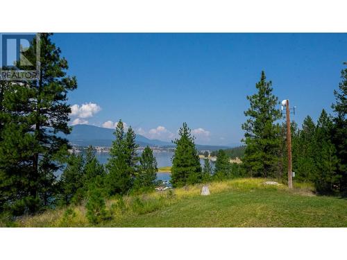 4250 Dorr West Road, Grasmere, BC 