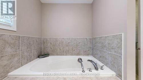 3210 Cabano Crescent, Mississauga (Churchill Meadows), ON - Indoor Photo Showing Bathroom