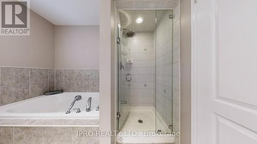 3210 Cabano Crescent, Mississauga (Churchill Meadows), ON - Indoor Photo Showing Bathroom