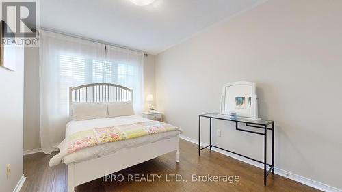 3210 Cabano Crescent, Mississauga (Churchill Meadows), ON - Indoor Photo Showing Bedroom