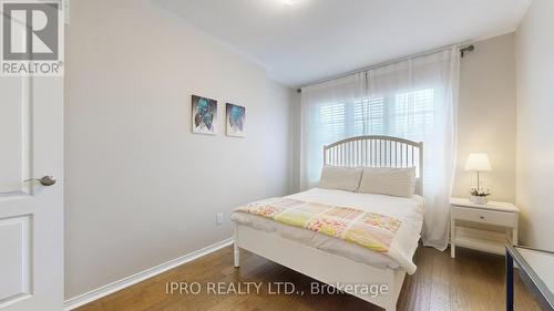 3210 Cabano Crescent, Mississauga (Churchill Meadows), ON - Indoor Photo Showing Bedroom