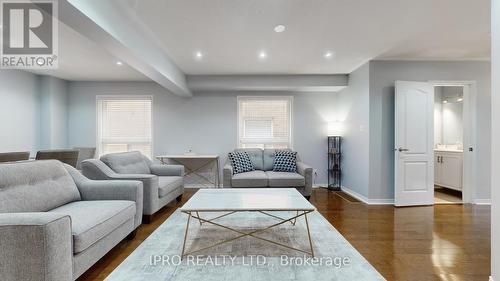 3210 Cabano Crescent, Mississauga (Churchill Meadows), ON - Indoor Photo Showing Living Room