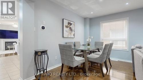 3210 Cabano Crescent, Mississauga (Churchill Meadows), ON - Indoor Photo Showing Dining Room