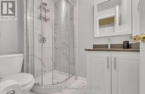 40 Sweetwood Circle, Brampton, ON - Indoor Photo Showing Bathroom