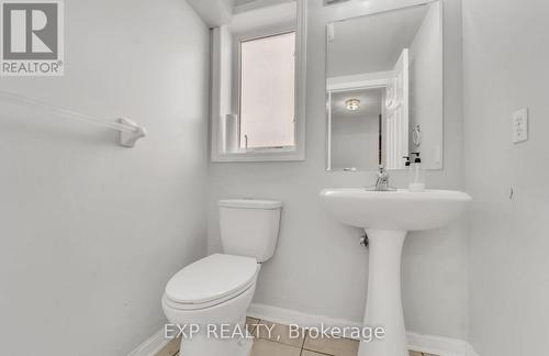 40 Sweetwood Circle, Brampton, ON - Indoor Photo Showing Bathroom