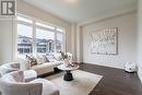 77 Pondview Gate, Hamilton (Waterdown), ON  - Indoor Photo Showing Living Room 