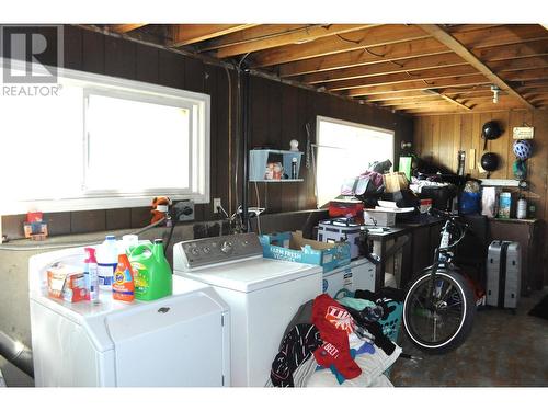 845 Cramond Road, Kamloops, BC - Indoor Photo Showing Laundry Room