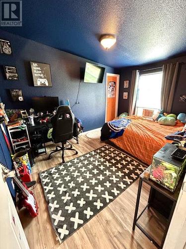 5284 Christian Valley Road, Westbridge, BC - Indoor Photo Showing Bedroom