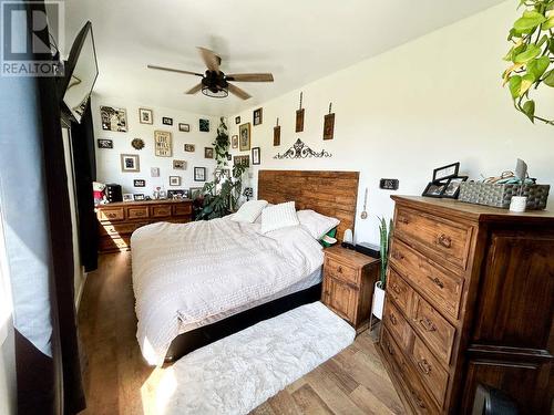 5284 Christian Valley Road, Westbridge, BC - Indoor Photo Showing Bedroom