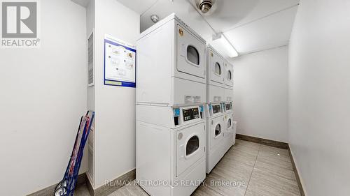 509 - 2 Glamorgan Avenue, Toronto (Dorset Park), ON - Indoor Photo Showing Laundry Room