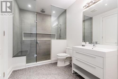 604 Maplehurst Avenue, Oakville, ON - Indoor Photo Showing Bathroom