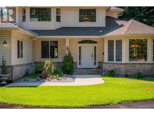 2718 Osachoff Road, South Slocan, BC - Outdoor With Facade