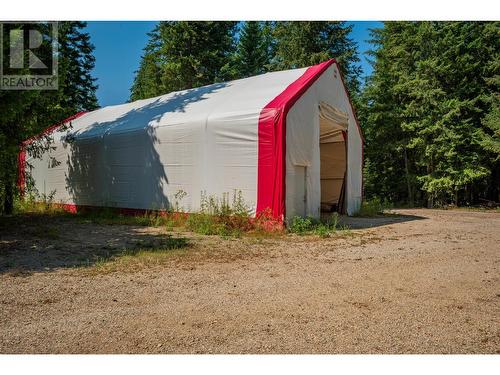 2718 Osachoff Road, South Slocan, BC - Outdoor