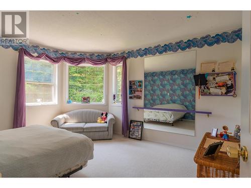 2718 Osachoff Road, South Slocan, BC - Indoor Photo Showing Bedroom