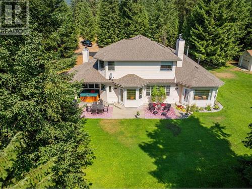 2718 Osachoff Road, South Slocan, BC - Outdoor