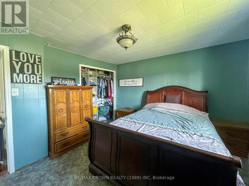 1 Bryant Street, Hearst, ON - Indoor Photo Showing Bedroom