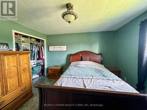 1 Bryant Street, Hearst, ON - Indoor Photo Showing Bedroom