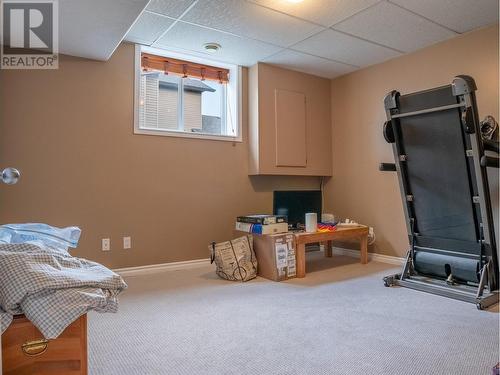 1008 90 Avenue, Dawson Creek, BC - Indoor Photo Showing Gym Room