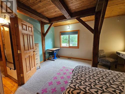 4850 East Arras Road, Dawson Creek, BC - Indoor Photo Showing Bedroom