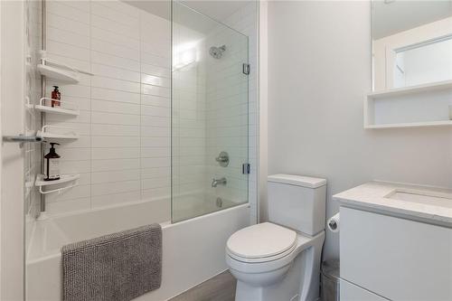 340 Plains Road E|Unit #512, Burlington, ON - Indoor Photo Showing Bathroom