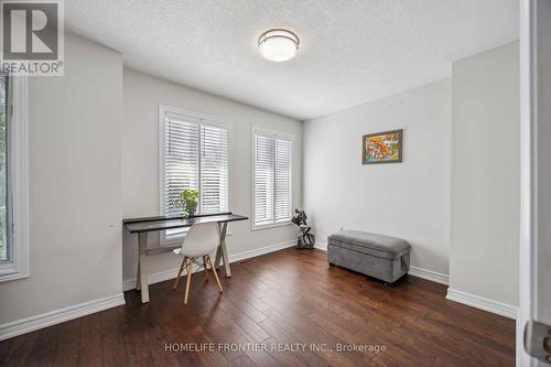 6 - 36 Mendota Road, Toronto (Stonegate-Queensway), ON - Indoor