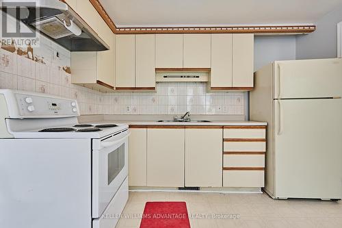 Unit 2 - 9408 Chinguacousy Road, Brampton (Credit Valley), ON - Indoor Photo Showing Kitchen With Double Sink