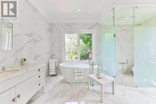 1511 Broadmoor Avenue, Mississauga (Mineola), ON - Indoor Photo Showing Bathroom