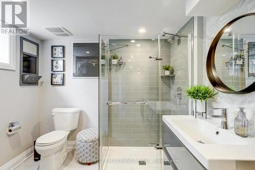 409 Scarsdale Crescent, Oakville (Bronte West), ON - Indoor Photo Showing Bathroom