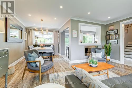 409 Scarsdale Crescent, Oakville (Bronte West), ON - Indoor Photo Showing Living Room