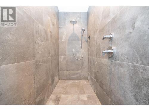 175 Predator Ridge Drive Unit# 10 Lot# 10, Vernon, BC - Indoor Photo Showing Bathroom