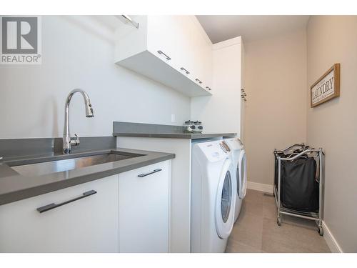 175 Predator Ridge Drive Unit# 10 Lot# 10, Vernon, BC - Indoor Photo Showing Laundry Room