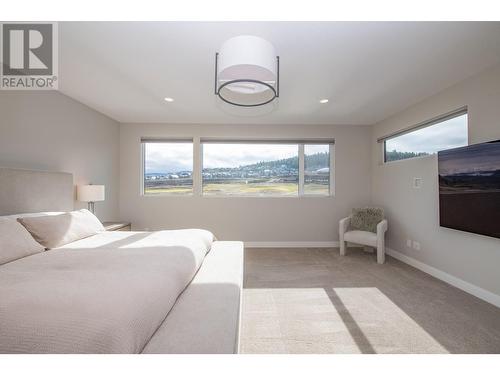 175 Predator Ridge Drive Unit# 10 Lot# 10, Vernon, BC - Indoor Photo Showing Bedroom