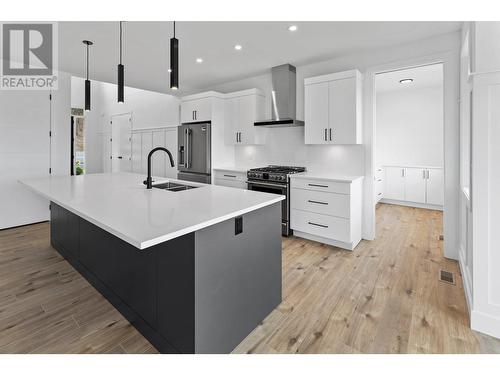 2871 Copper Ridge Drive, West Kelowna, BC - Indoor Photo Showing Kitchen With Double Sink With Upgraded Kitchen