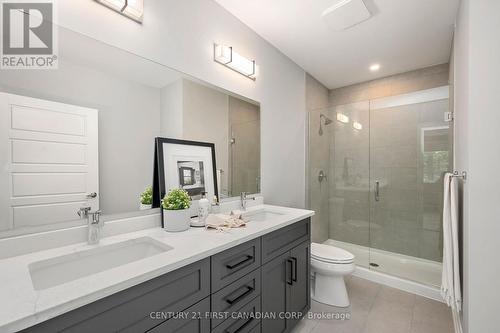 306 - 1975 Fountain Grass Drive, London, ON - Indoor Photo Showing Bathroom