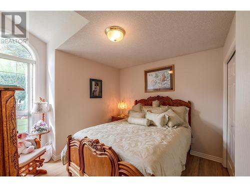 8728 Milne Road, Summerland, BC - Indoor Photo Showing Bedroom