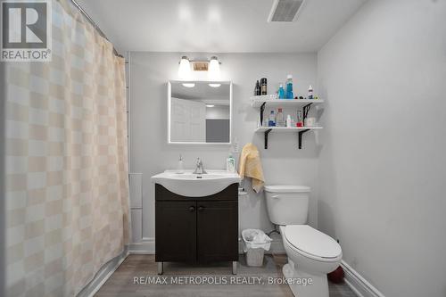 12 Boys Street N, Barrie (Queen'S Park), ON - Indoor Photo Showing Bathroom