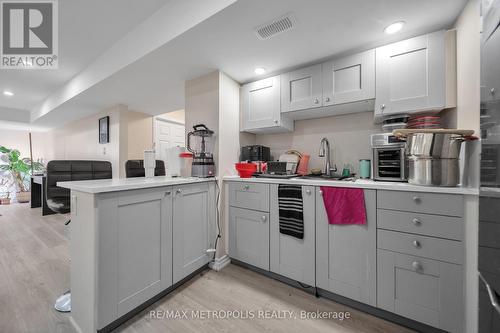 12 Boys Street N, Barrie (Queen'S Park), ON - Indoor Photo Showing Kitchen