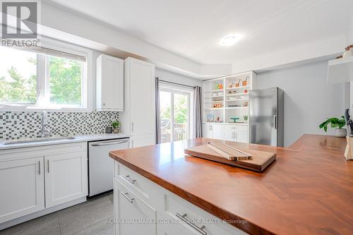 20 - 376 Blake Street, Barrie (Codrington), ON - Indoor Photo Showing Kitchen