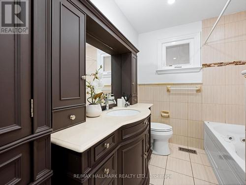 56 Secroft Crescent, Toronto (Black Creek), ON - Indoor Photo Showing Bathroom