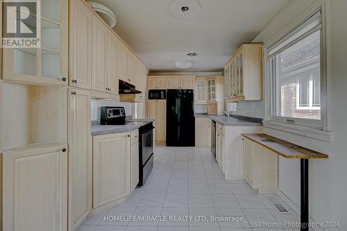 30 Fallowfield Road, Toronto (Rexdale-Kipling), ON - Indoor Photo Showing Kitchen