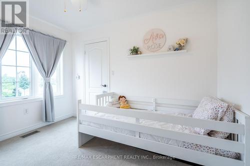 2935 Berwick Drive, Burlington (Rose), ON - Indoor Photo Showing Bedroom