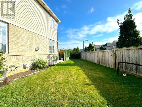 2935 Berwick Drive, Burlington (Rose), ON - Outdoor