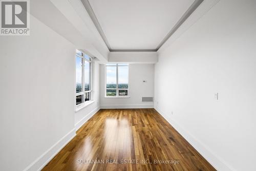 Lph3 - 660 Sheppard Avenue E, Toronto (Bayview Village), ON - Indoor Photo Showing Other Room