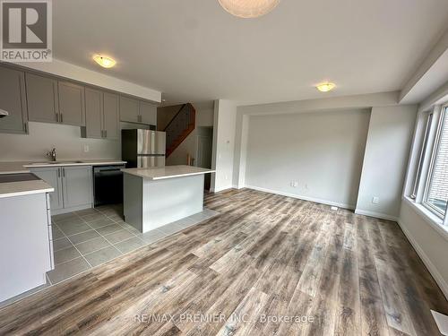 18 Keenan Street, Kawartha Lakes (Lindsay), ON - Indoor Photo Showing Kitchen With Double Sink