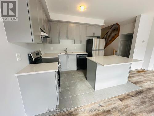 18 Keenan Street, Kawartha Lakes (Lindsay), ON - Indoor Photo Showing Kitchen With Double Sink