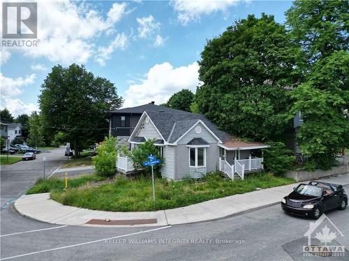 846 St Laurent Boulevard, Ottawa, ON - Outdoor