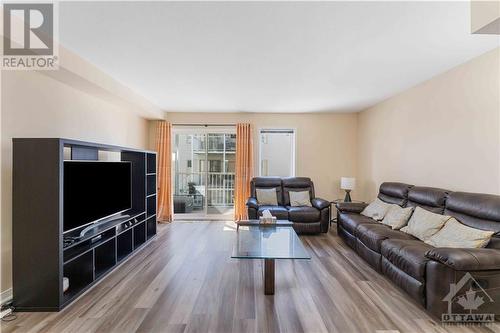 115 Windswept Private, Ottawa, ON - Indoor Photo Showing Living Room